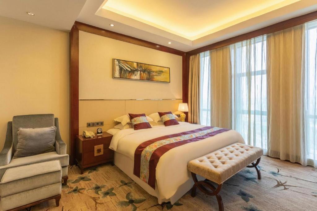 Dezhou Regal Kangbo Hotel Exterior foto